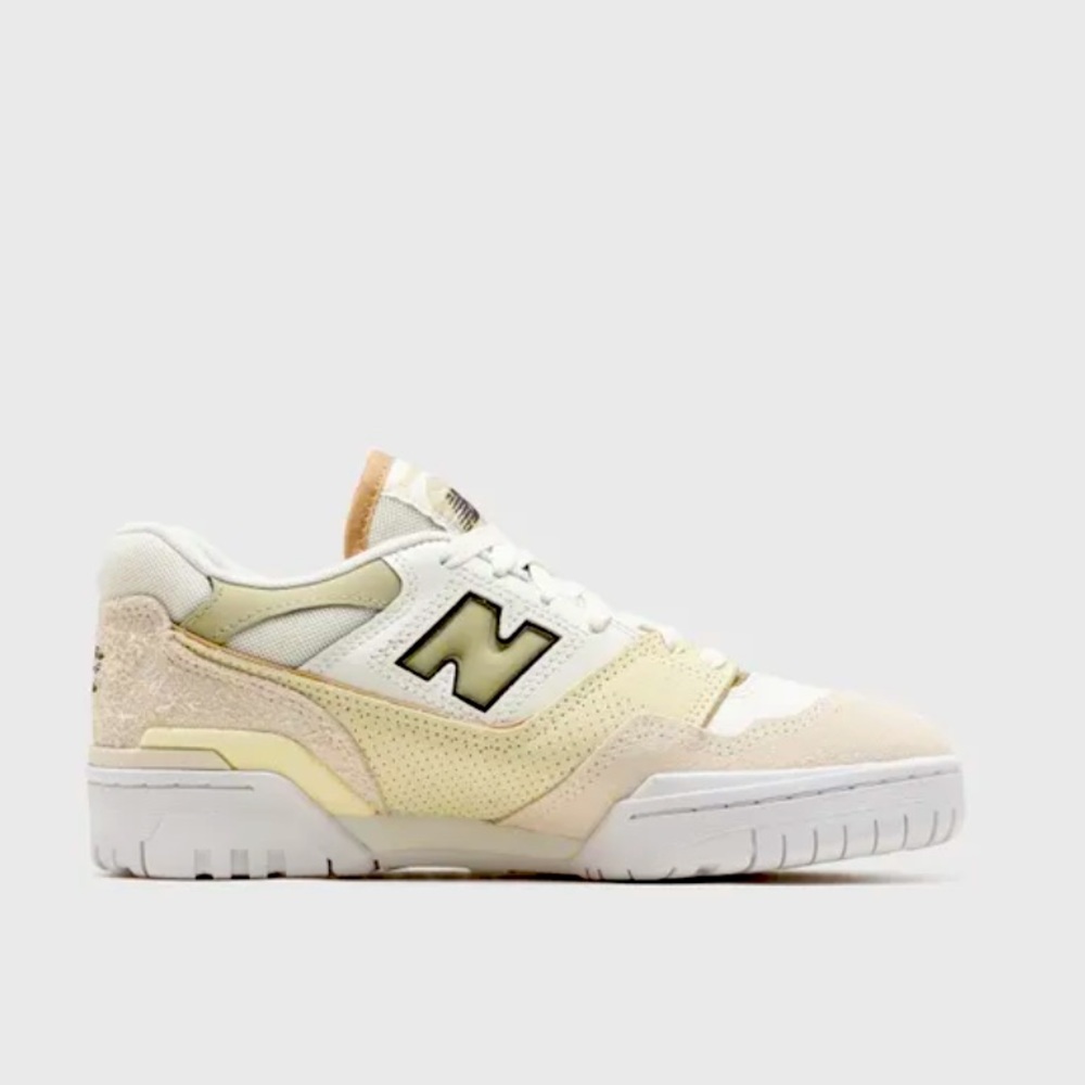 New Balance women’s 550 in Sea Salt
